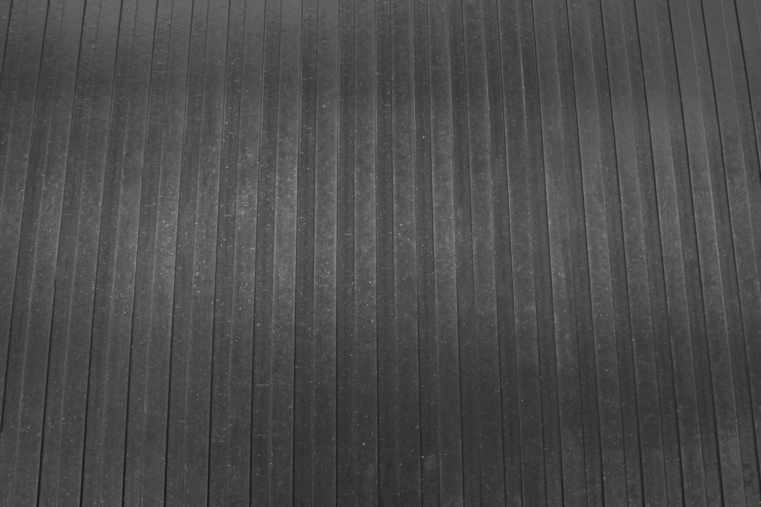 Flat Top Ribbed Mat- Rubber